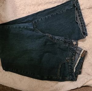 St. Johns Bay 20W jeans with slender panel, bootcut